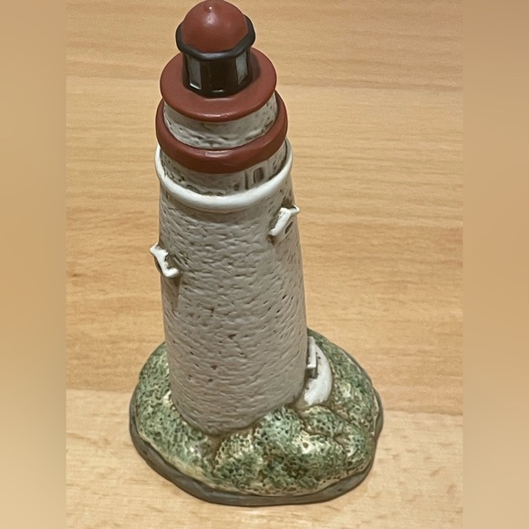 Marblehead Lighthouse, Ohio. Lefton China 01194 Replica 1993. Collectable. - Picture 3 of 7